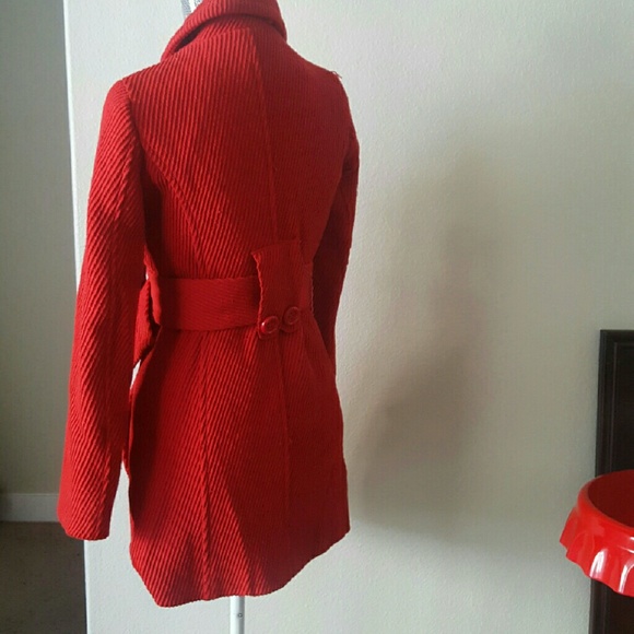 Gorgeous Red Coat - Picture 3 of 4