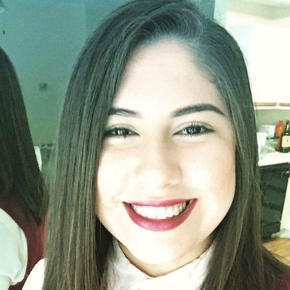 Meet your Posher, Lori - Picture 1 of 1