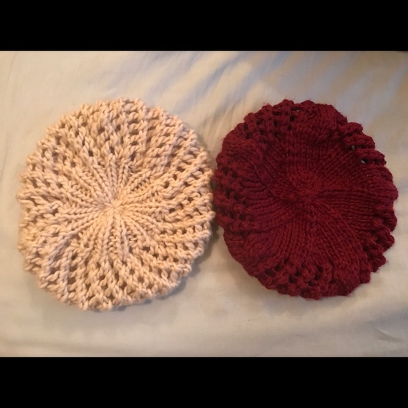 2 Forever 21 Knitted Berets
