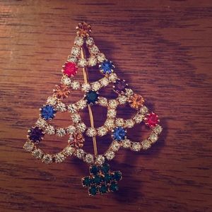 Brooch