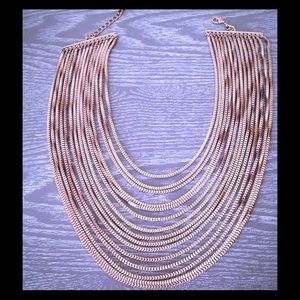 🎁Gold colored Layered Necklace🎁