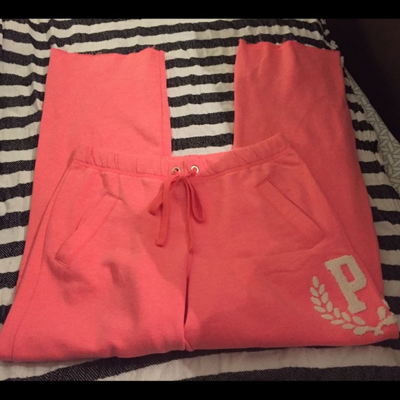 New Vs pink boyfriend sweatpants