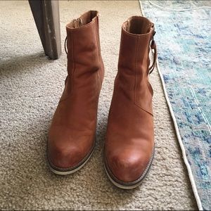 Steve Madden Brown Leather Booties