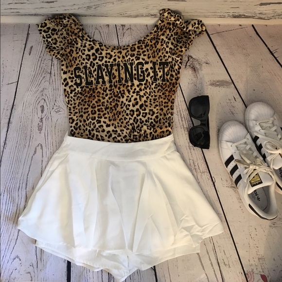 NWT LF white skort