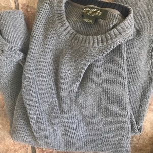 Men's gray sweater