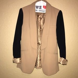 Forever 21 Tan and Black Blazer