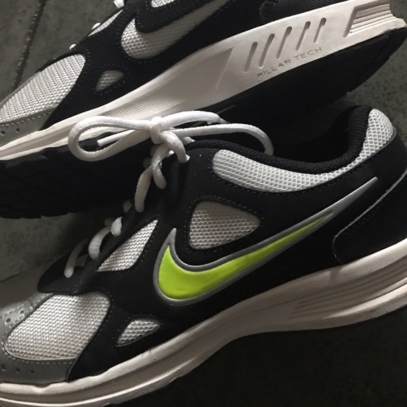 Nikes shoes