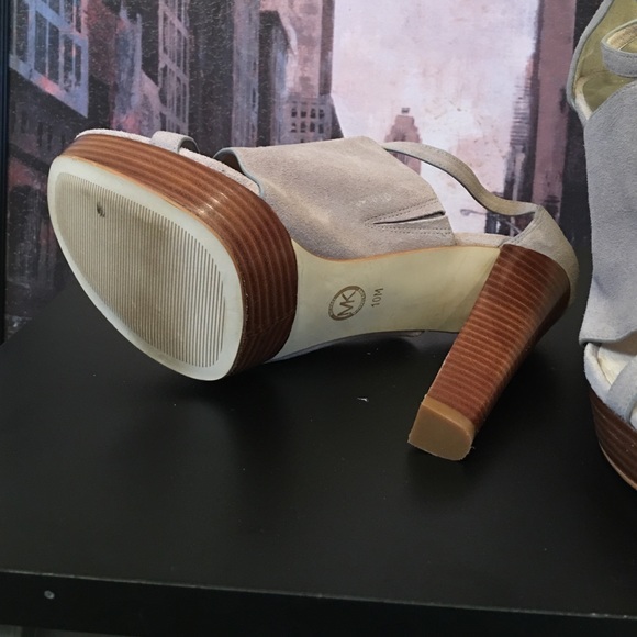 Michael Kors Suede Platform Shoes - Picture 2 of 4