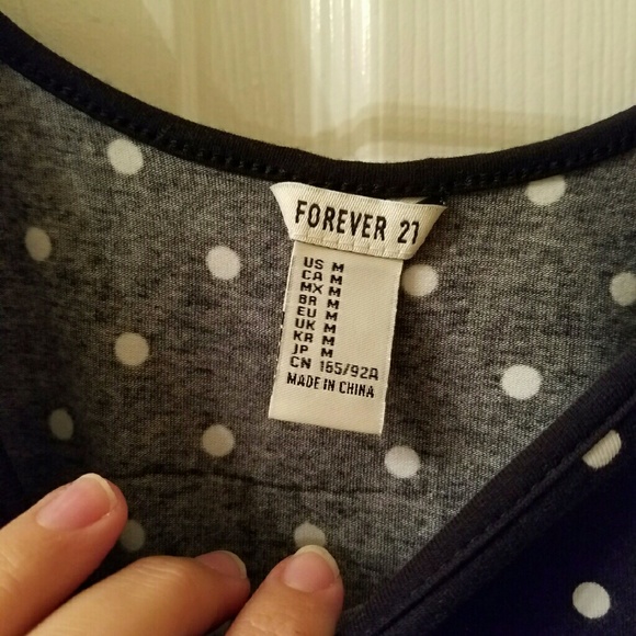 Black and white polka dot tee - Picture 3 of 3