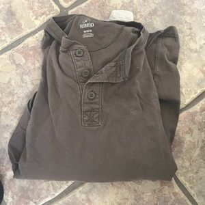 Red head waffle sleeved shirt