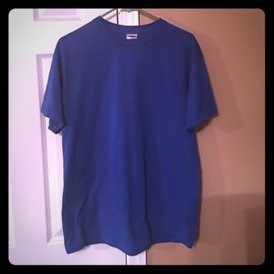 Solid crew neck shirt