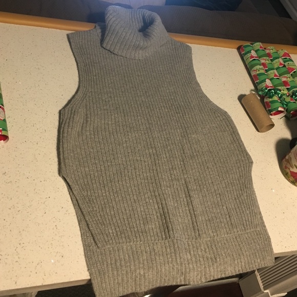 Sweater Vest