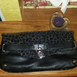 JLo cheetah clutch