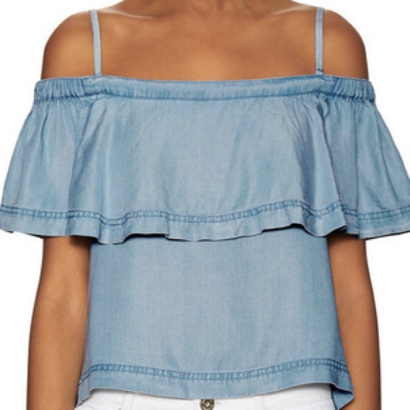Free People Could Shoulder Crop Top