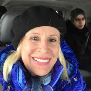 Meet your Posher, Robin