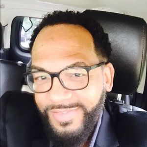 Meet your Posher, Pierre