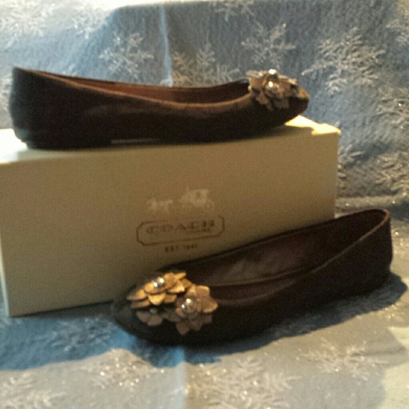 Black Coach Print Flats