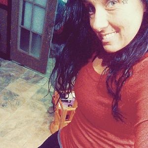 Meet your Posher, Angie