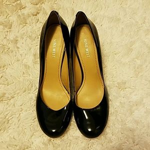 Nine West patent leather pumps