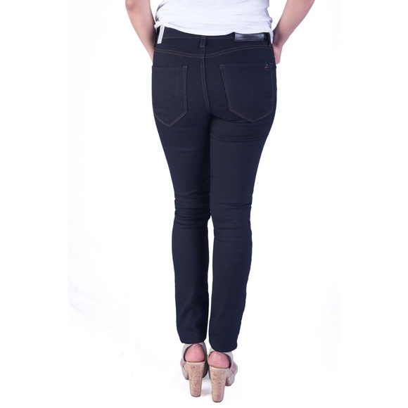 Joe's Jeans Jeans - Classic skinny jeans in black Joe's Jeans Jeans - Classic skinny jeans in black