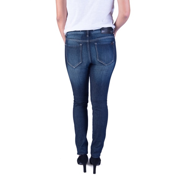 Joe's Jeans Jeans - Curvy stiletto skinny jeans! Joe's Jeans Jeans - Curvy stiletto skinny jeans!