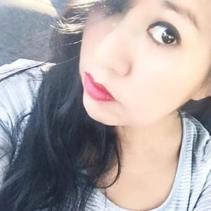 Meet your Posher, Vivi