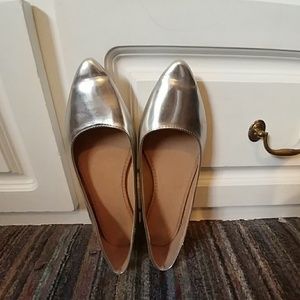 Sliver pointed flats