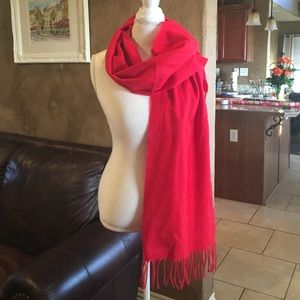 NWOT 100% Cashmere Scarf