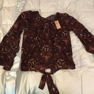 Cute American Eagle crop blouse