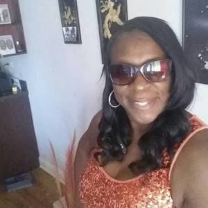 Meet your Posher, Cassandra