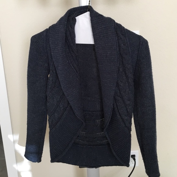 ✳️Cozy navy blue cable knit sweater; S LIKE NEW! - Picture 1 of 2