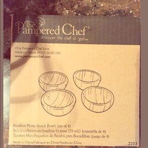 Set of 4 Pampered Chef Bamboo Snack Bowls.