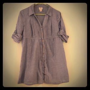 Two Hearts maternity button-up shirt.