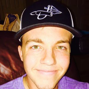 Meet your Posher, Cameron