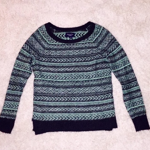 American Eagle Sweater