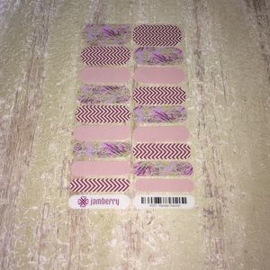 Jamberry Nail Wraps Combo (& 6 FREE combo mani's!)