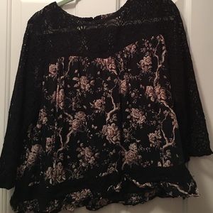 Black flowy top
