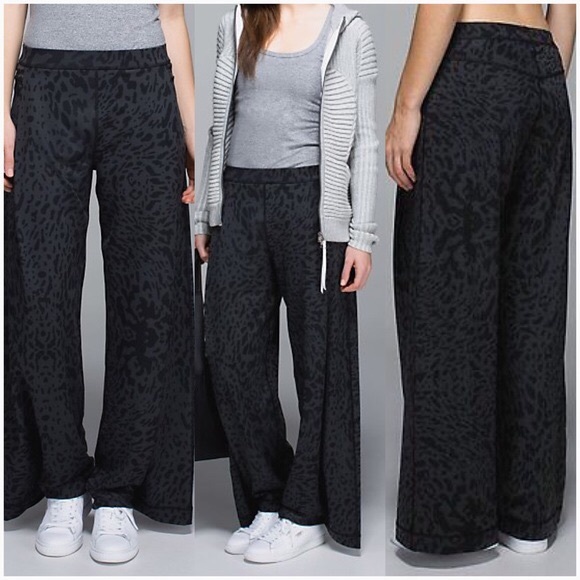 Lululemon Forward Fold pants in cheetah - Picture 2 of 3