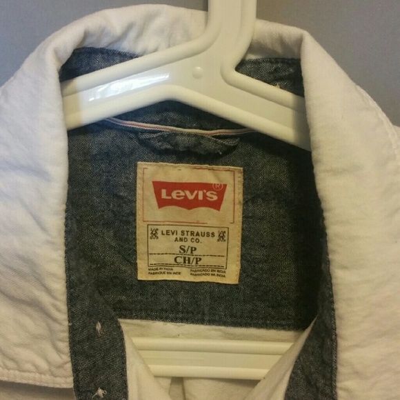 Levis button down short sleeves shirth