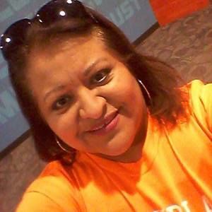 Meet your Posher, Elena