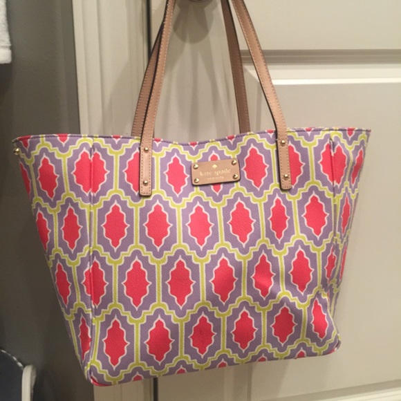 kate spade Handbags - Kate Spade Tote - Cabana Tile Print