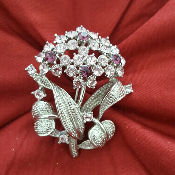 Brooch