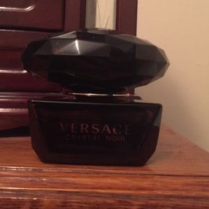 Versace Crystal Noir Perfume. 1.7 fl oz.
