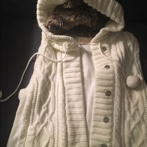 NWOT Cable Knit Vest w/ faux fur lined hood