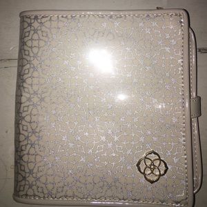 Kendra Scott zip away small jewelry organizer