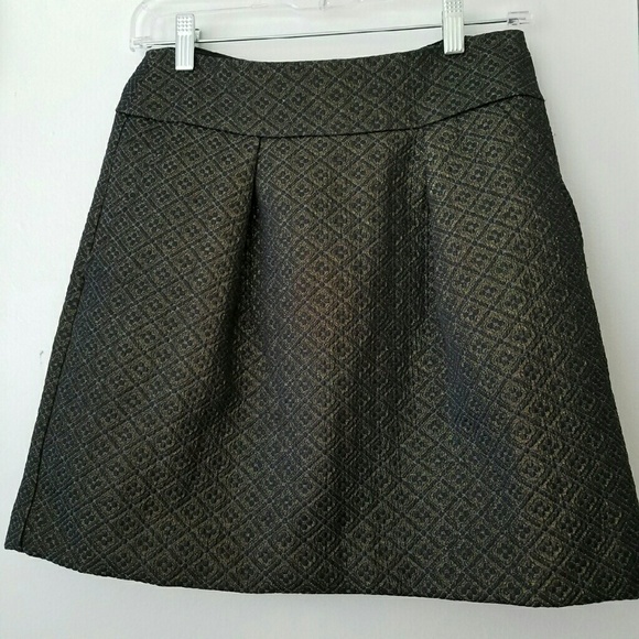 DONATED!! LOFT Mini Skirt