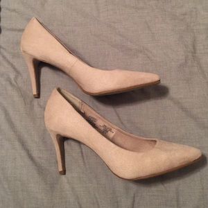 Old Navy Nude Pumps