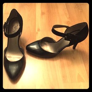 Suede and leather Mary Jane heels