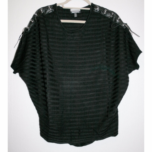 ⚡LAST 1!⚡ Dolman Sweater w/ Lace-Up Shoulders NWOT - Picture 4 of 8