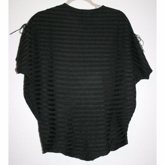 ⚡LAST 1!⚡ Dolman Sweater w/ Lace-Up Shoulders NWOT - Picture 5 of 8
